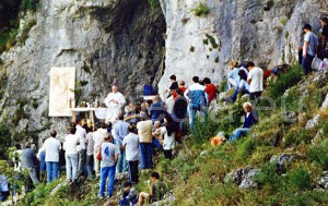 madonna-di-pietrapiana-cava-de'-tirreni-maggio-2014-vivimedia